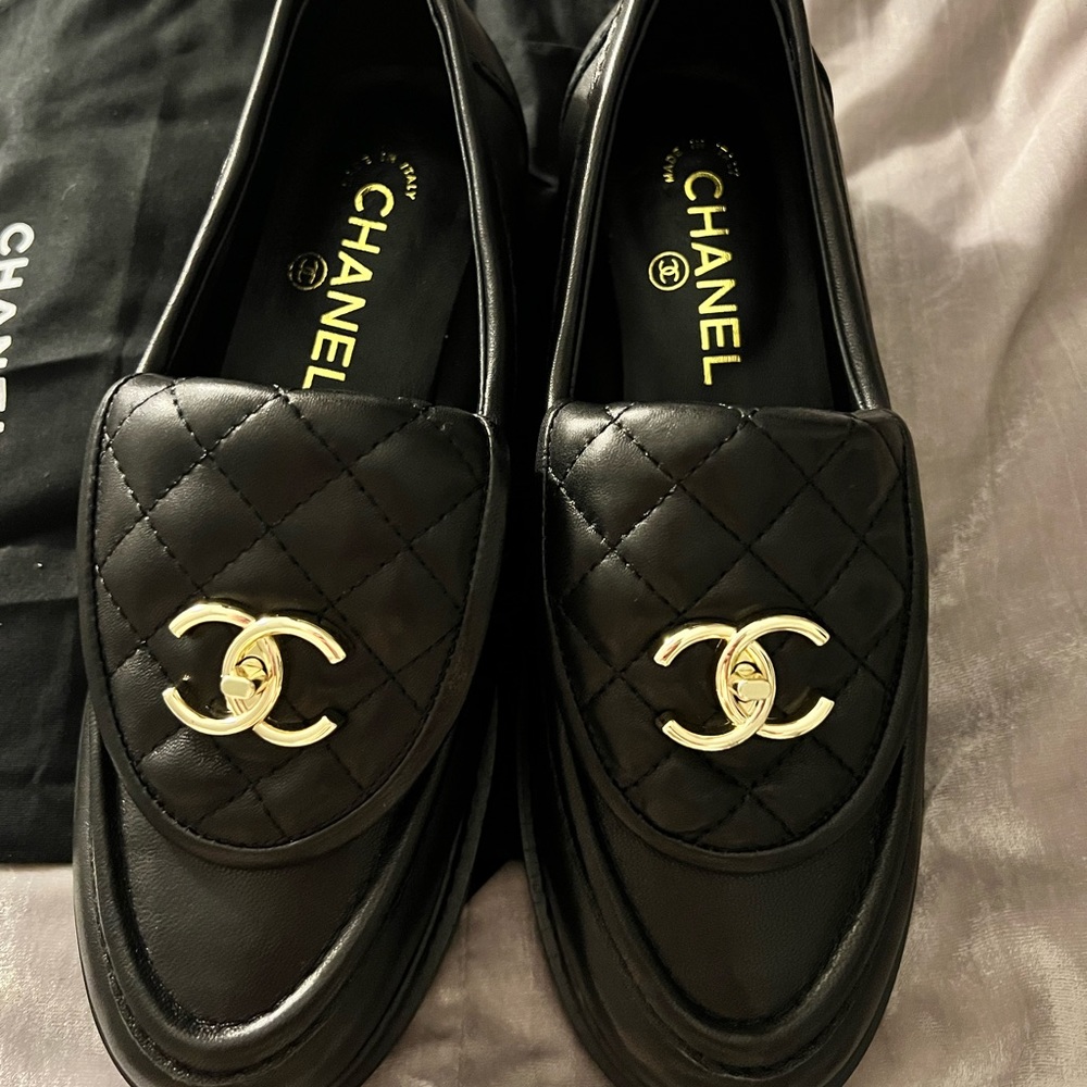 Chanel style size 39 loafer